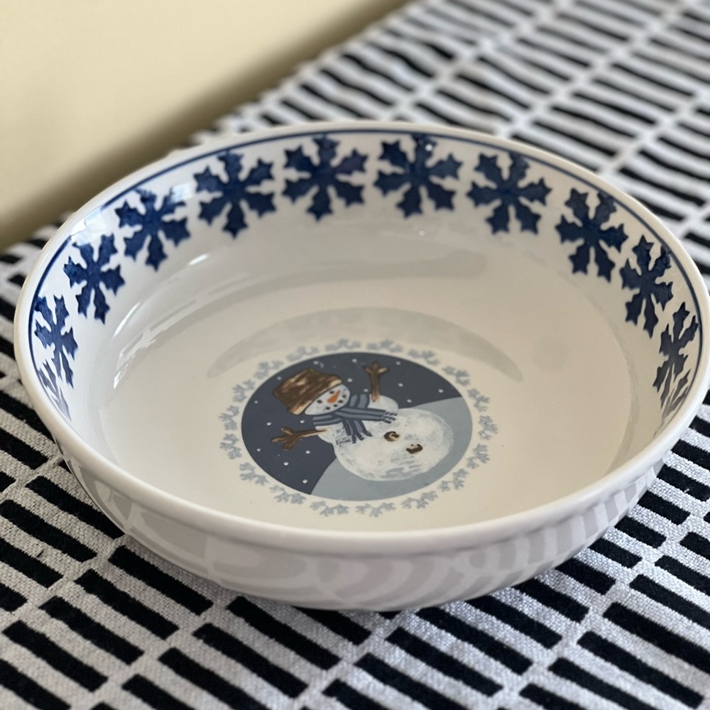 Vintage folk craft stoneware cameo snowman serving bowl